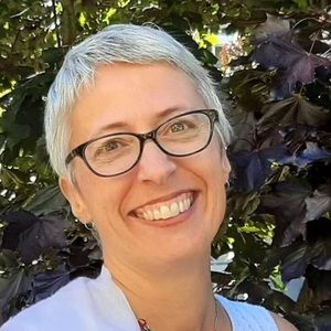 Meet your Posher, Caroline